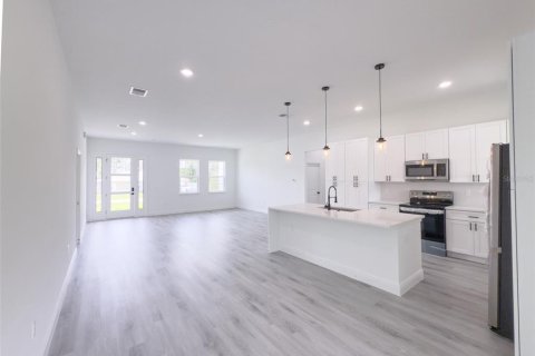 House in Ocala, Florida 4 bedrooms, 189.52 sq.m. № 1900038 - photo 10