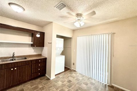 Apartamento en alquiler en Pinellas Park, Florida, 2 dormitorios, 58.06 m2 № 1902228 - foto 8