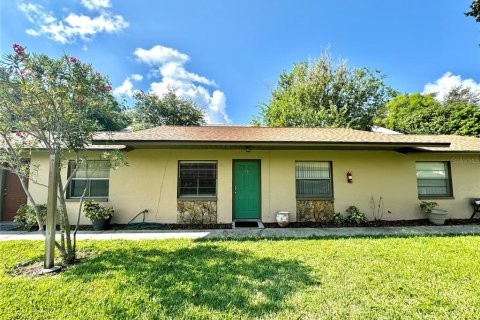 Apartamento en alquiler en Pinellas Park, Florida, 2 dormitorios, 58.06 m2 № 1902228 - foto 1