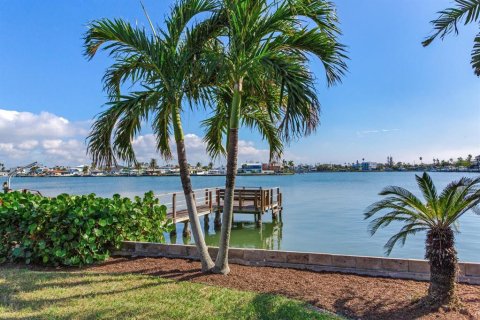 Terreno en venta en Redington Beach, Florida № 1552817 - foto 20