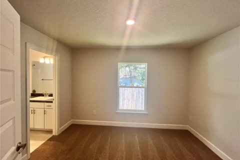 House in Summerfield, Florida 4 bedrooms, 196.49 sq.m. № 1508360 - photo 15