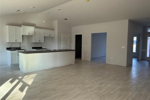 House in Summerfield, Florida 4 bedrooms, 196.49 sq.m. № 1508360 - photo 7