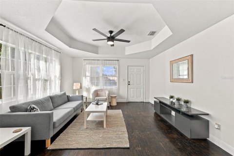 Villa ou maison à vendre à Tampa, Floride: 3 chambres, 145.67 m2 № 2429116 - photo 4