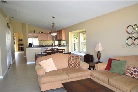 Casa en alquiler en Orlando, Florida, 4 dormitorios, 201.13 m2 № 1881246 - foto 7