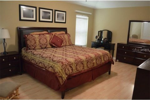 Casa en alquiler en Orlando, Florida, 4 dormitorios, 201.13 m2 № 1881246 - foto 9