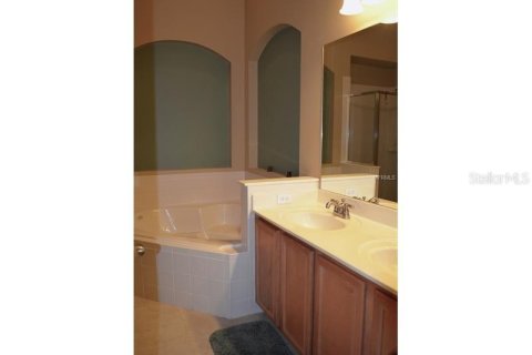 Casa en alquiler en Orlando, Florida, 4 dormitorios, 201.13 m2 № 1881246 - foto 11