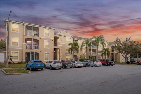 Condo in Kissimmee, Florida, 3 bedrooms  № 2134427 - photo 25