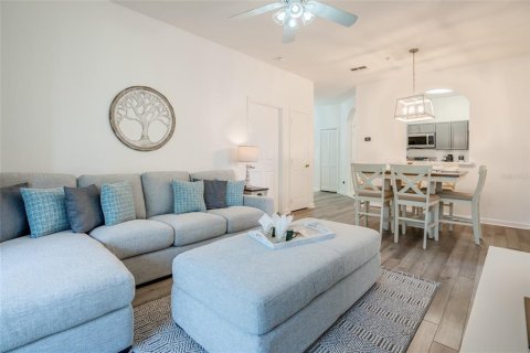 Condo in Kissimmee, Florida, 3 bedrooms  № 2134427 - photo 2
