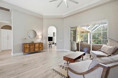 House in Lutz, Florida 4 bedrooms, 306.21 sq.m. № 2128377 - photo 13