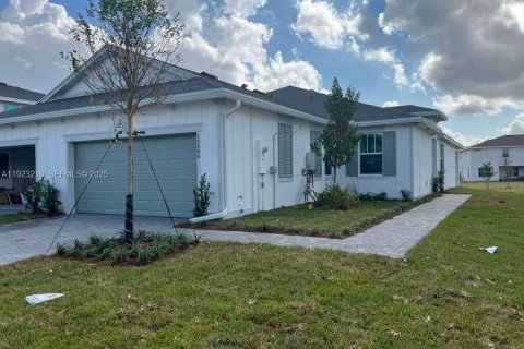 Adosado en alquiler en Loxahatchee Groves, Florida, 3 dormitorios, 163.32 m2 № 1976844 - foto 1