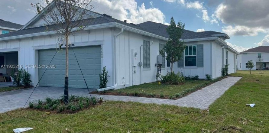 Adosado en Loxahatchee Groves, Florida 3 dormitorios, 163.32 m2 № 1976844