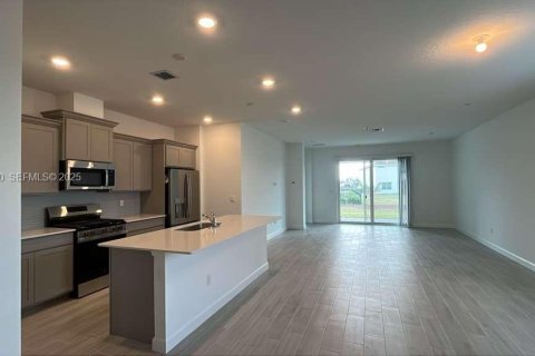 Adosado en alquiler en Loxahatchee Groves, Florida, 3 dormitorios, 163.32 m2 № 1976844 - foto 2