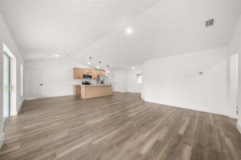 Villa ou maison à vendre à Sebring, Floride: 4 chambres, 164.72 m2 № 2185285 - photo 16