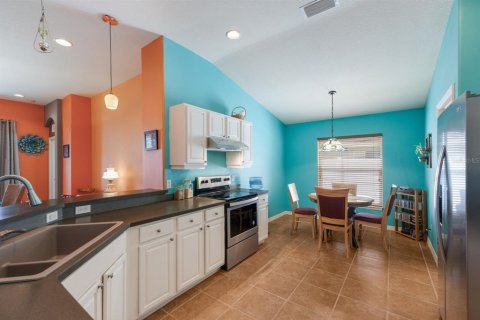 House in Palmetto, Florida 3 bedrooms, 174.28 sq.m. № 1722973 - photo 5