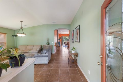 House in Palmetto, Florida 3 bedrooms, 174.28 sq.m. № 1722973 - photo 2