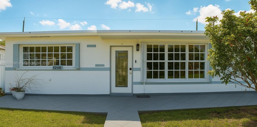 Villa ou maison à Hialeah, Floride 2 chambres, 225.1 m2 № 1788500