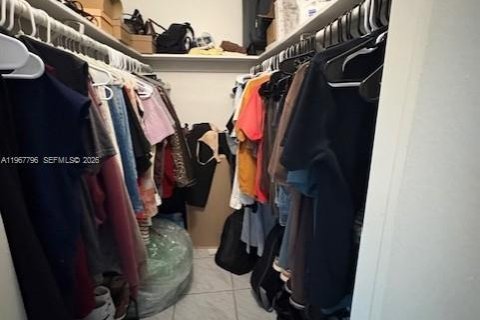 Condo in Miami, Florida, 1 bedroom  № 2029152 - photo 7