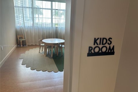 Copropriété à vendre à Miami, Floride: 1 chambre, 55.56 m2 № 1938799 - photo 12