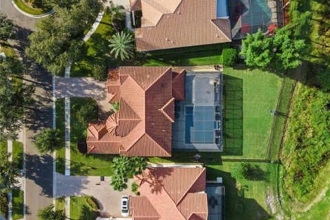 House in Tampa, Florida 6 bedrooms, 336.31 sq.m. № 2404759 - photo 5