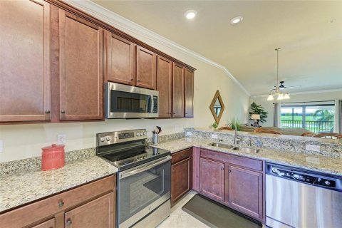 Condominio en venta en Lakewood Ranch, Florida, 2 dormitorios, 123.47 m2 № 2091897 - foto 15