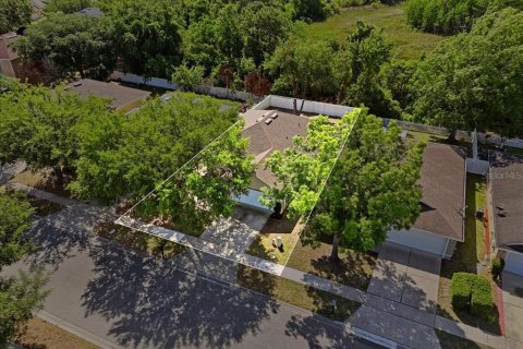 House in Orlando, Florida 3 bedrooms, 157.66 sq.m. № 2210550 - photo 29