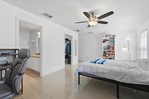 House in Orlando, Florida 3 bedrooms, 157.66 sq.m. № 2210550 - photo 11