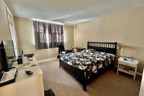 Купить кондоминиум в Майами, Флорида 2 спальни, 96.25м2, № 2033621 - фото 2