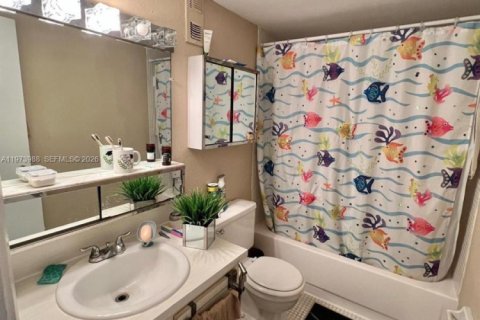 Купить кондоминиум в Майами, Флорида 2 спальни, 96.25м2, № 2033621 - фото 7