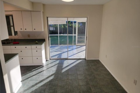 Villa ou maison à vendre à Sarasota, Floride: 3 chambres, 116.59 m2 № 2430695 - photo 14
