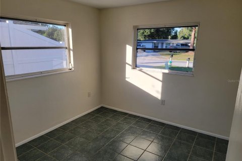 Villa ou maison à vendre à Sarasota, Floride: 3 chambres, 116.59 m2 № 2430695 - photo 27