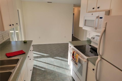 Villa ou maison à vendre à Sarasota, Floride: 3 chambres, 116.59 m2 № 2430695 - photo 18