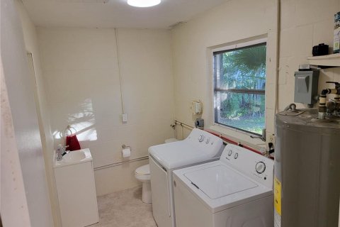 Villa ou maison à vendre à Sarasota, Floride: 3 chambres, 116.59 m2 № 2430695 - photo 19