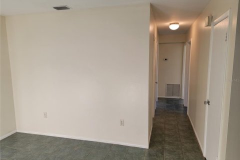 Villa ou maison à vendre à Sarasota, Floride: 3 chambres, 116.59 m2 № 2430695 - photo 23