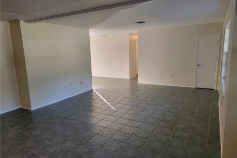 Villa ou maison à vendre à Sarasota, Floride: 3 chambres, 116.59 m2 № 2430695 - photo 12