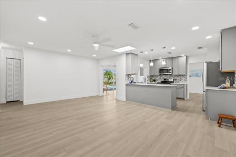 Купить виллу или дом в Тампа, Флорида 3 комнаты, 215.35м2, № 1835141 - фото 23