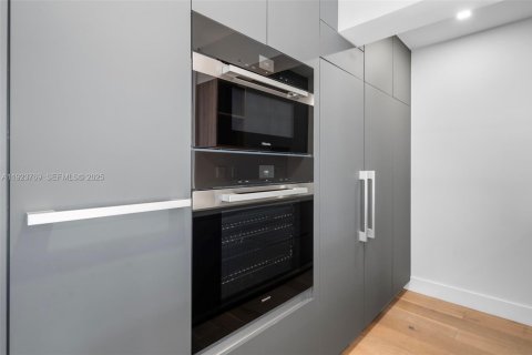 Condominio en venta en Key Biscayne, Florida, 4 dormitorios, 162.58 m2 № 2034151 - foto 8