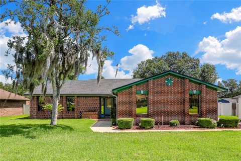 Villa ou maison à vendre à Orange Park, Floride: 3 chambres, 163.23 m2 № 1783538 - photo 1
