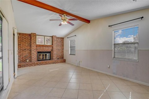 Villa ou maison à vendre à Orange Park, Floride: 3 chambres, 163.23 m2 № 1783538 - photo 2
