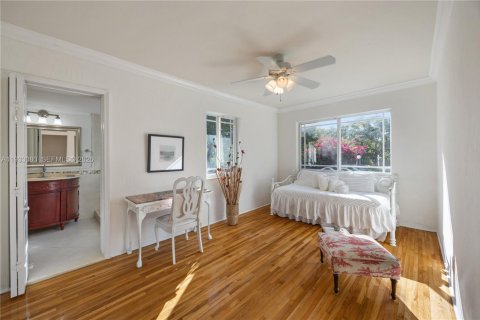 Casa en venta en Miami, Florida, 3 dormitorios, 221.57 m2 № 1999440 - foto 27