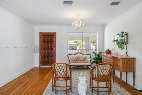 Casa en venta en Miami, Florida, 3 dormitorios, 221.57 m2 № 1999440 - foto 6