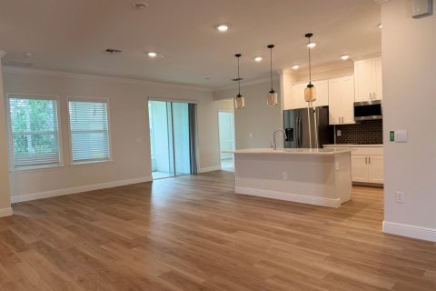 Casa en venta en Port St. Lucie, Florida, 4 dormitorios, 226.5 m2 № 2388011 - foto 7