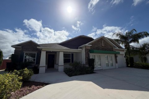 Casa en venta en Port St. Lucie, Florida, 4 dormitorios, 226.5 m2 № 2388011 - foto 2