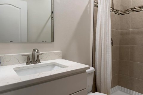 Casa en venta en Port St. Lucie, Florida, 4 dormitorios, 226.5 m2 № 2388011 - foto 23