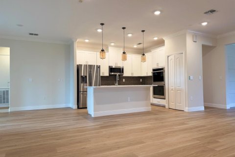 Casa en venta en Port St. Lucie, Florida, 4 dormitorios, 226.5 m2 № 2388011 - foto 8