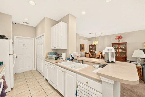 Villa ou maison à vendre à Temple Terrace, Floride: 3 chambres, 158.12 m2 № 2398848 - photo 12
