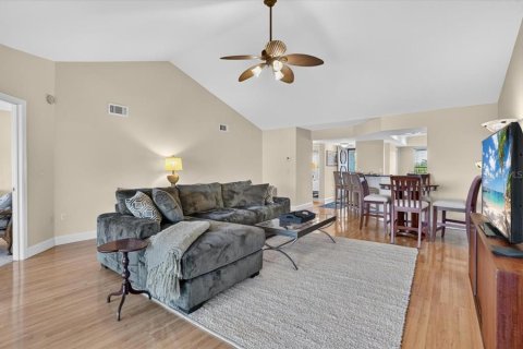 Copropriété à louer à Sarasota, Floride: 2 chambres, 111.11 m2 № 2431771 - photo 6