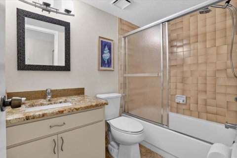 Copropriété à louer à Sarasota, Floride: 2 chambres, 111.11 m2 № 2431771 - photo 17