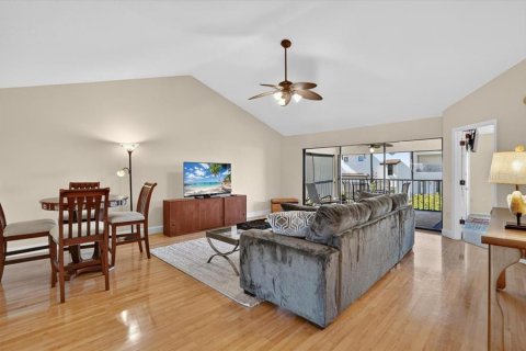 Copropriété à louer à Sarasota, Floride: 2 chambres, 111.11 m2 № 2431771 - photo 4