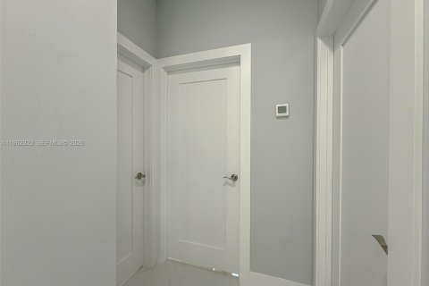 Villa ou maison à louer à Lehigh Acres, Floride: 3 chambres, 159.51 m2 № 2023940 - photo 21