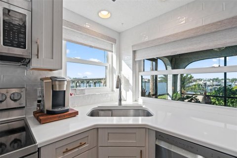 Copropriété à vendre à Crystal River, Floride: 2 chambres, 132.94 m2 № 2229656 - photo 16